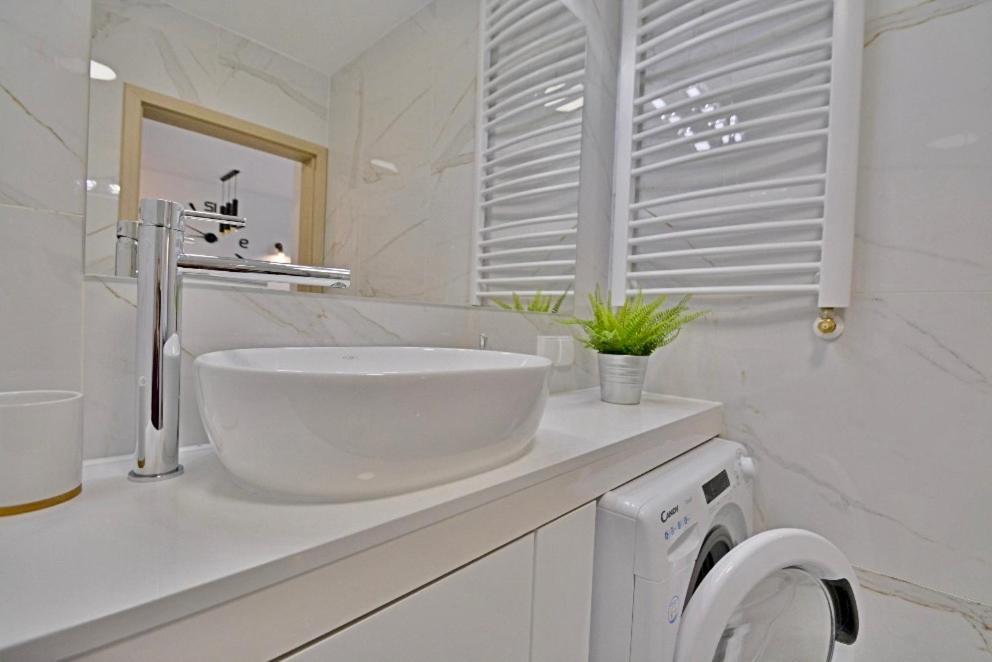 Apartment Green With Private Bike Storage ชวีโนวิชแจ ภายนอก รูปภาพ