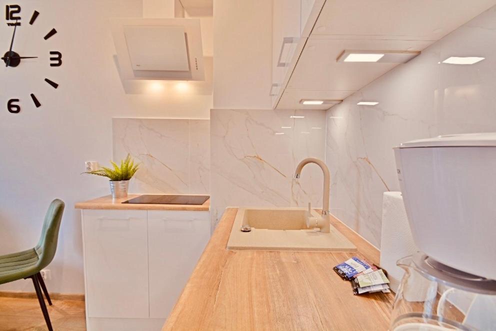 Apartment Green With Private Bike Storage ชวีโนวิชแจ ภายนอก รูปภาพ